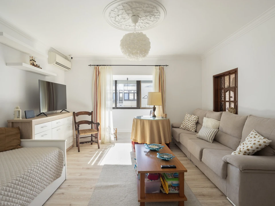 Apartamento T2 para Venda em Costa da Caparica Foto 1