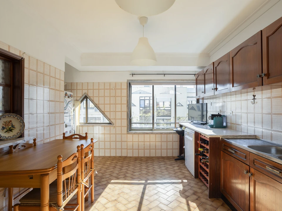 Apartamento T2 para Venda em Costa da Caparica Foto 2