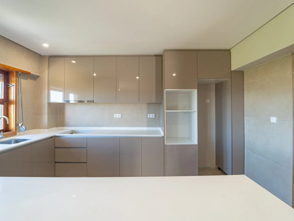 Apartamento T4 para Venda em Mafamude e Vilar do Paraíso Foto 4