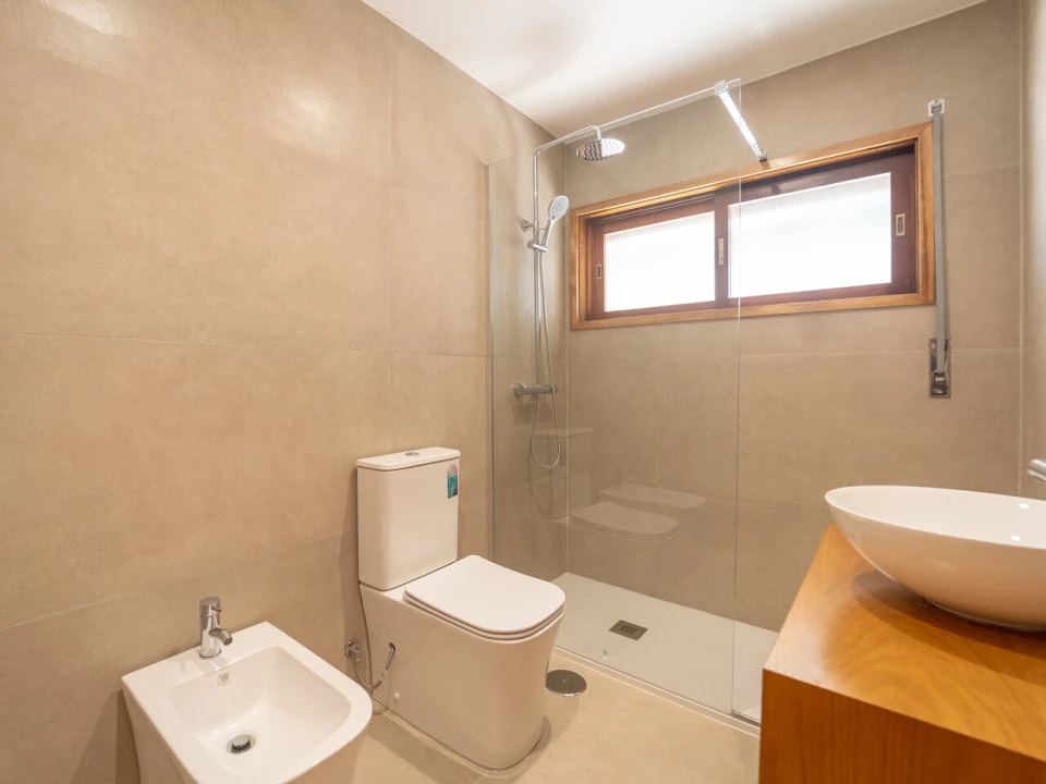 Apartamento T4 para Venda em Mafamude e Vilar do Paraíso Foto 12