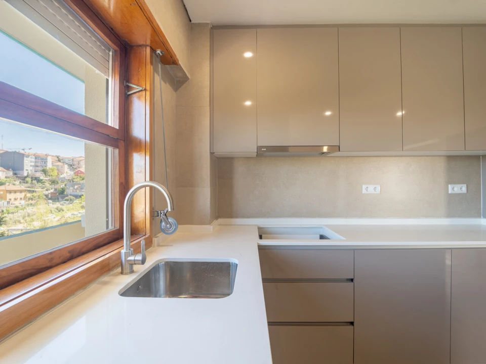 Apartamento T4 para Venda em Mafamude e Vilar do Paraíso Foto 22