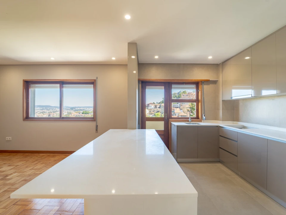 Apartamento T4 para Venda em Mafamude e Vilar do Paraíso Foto 23