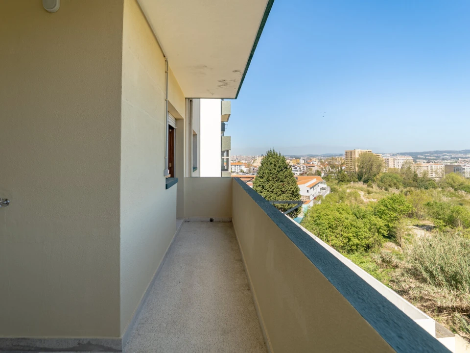 Apartamento T4 para Venda em Mafamude e Vilar do Paraíso Foto 31