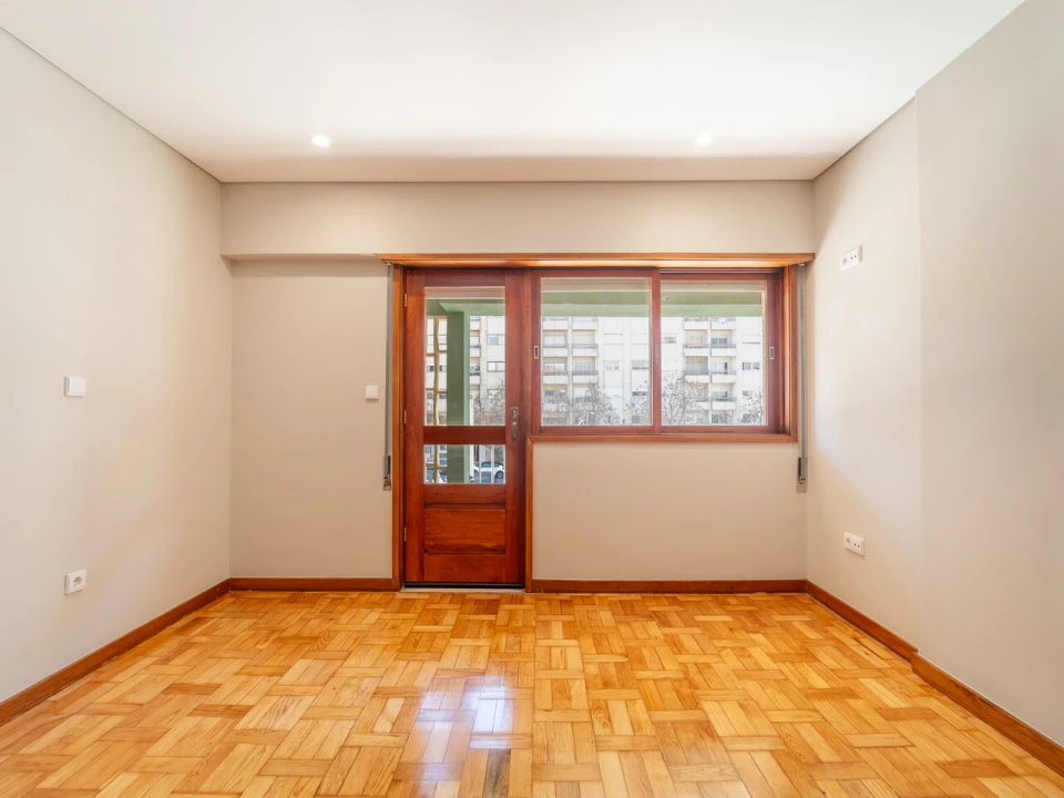 Apartamento T4 para Venda em Mafamude e Vilar do Paraíso Foto 39