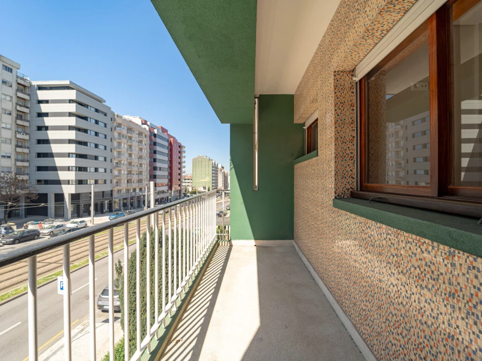 Apartamento T4 para Venda em Mafamude e Vilar do Paraíso Foto 43