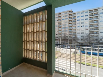 Apartamento T4 para Venda em Mafamude e Vilar do Paraíso