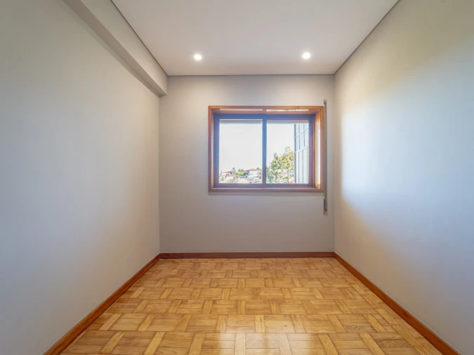 Apartamento T4 para Venda em Mafamude e Vilar do Paraíso Foto 9