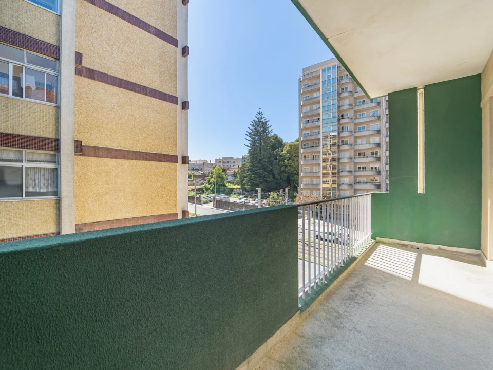 Apartamento T4 para Venda em Mafamude e Vilar do Paraíso Foto 28