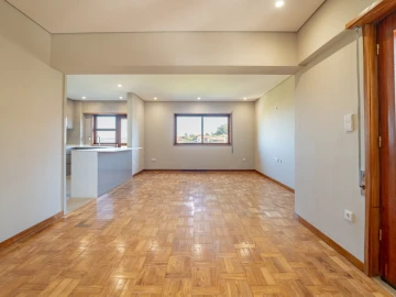 Apartamento T4 para Venda em Mafamude e Vilar do Paraíso