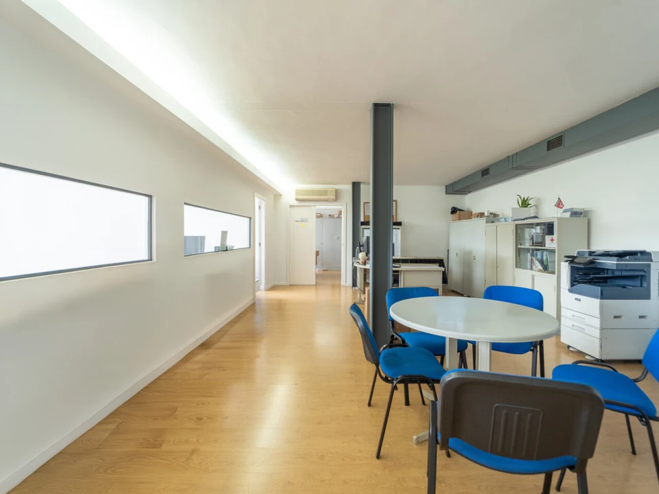 Escritório para Arrendamento em Cidade da Maia Foto 5