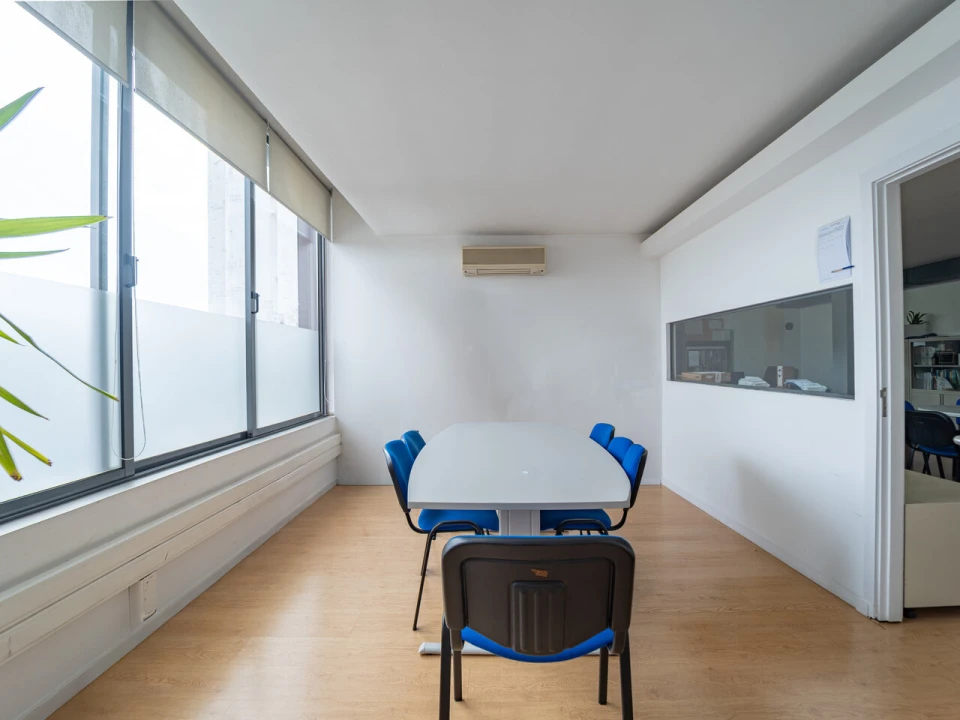 Escritório para Arrendamento em Cidade da Maia Foto 9