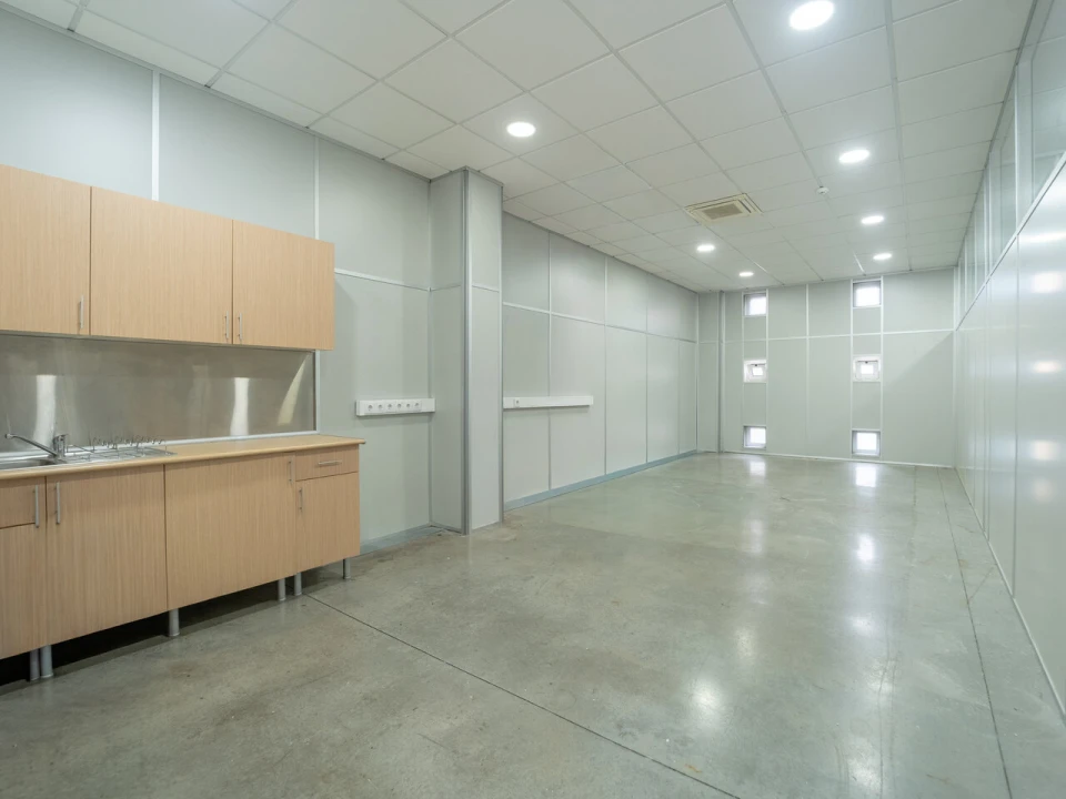 Armazém para Arrendamento em Cidade da Maia Foto 21