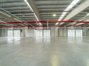 Armazém para Arrendamento em Cidade da Maia