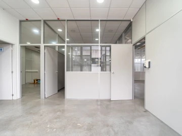 Armazém para Arrendamento em Cidade da Maia
