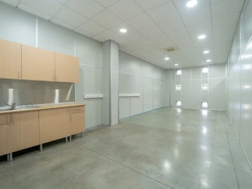 Armazém para Arrendamento em Cidade da Maia