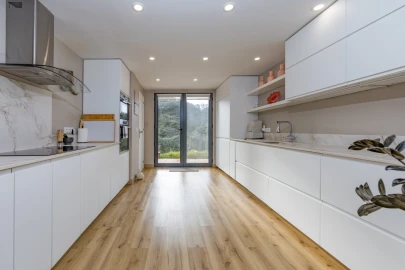 Moradia T3 para Venda em Loule (São Clemente)