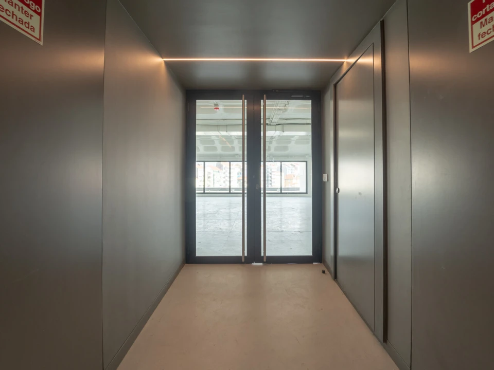 Escritório para Arrendamento em Ramalde Foto 12