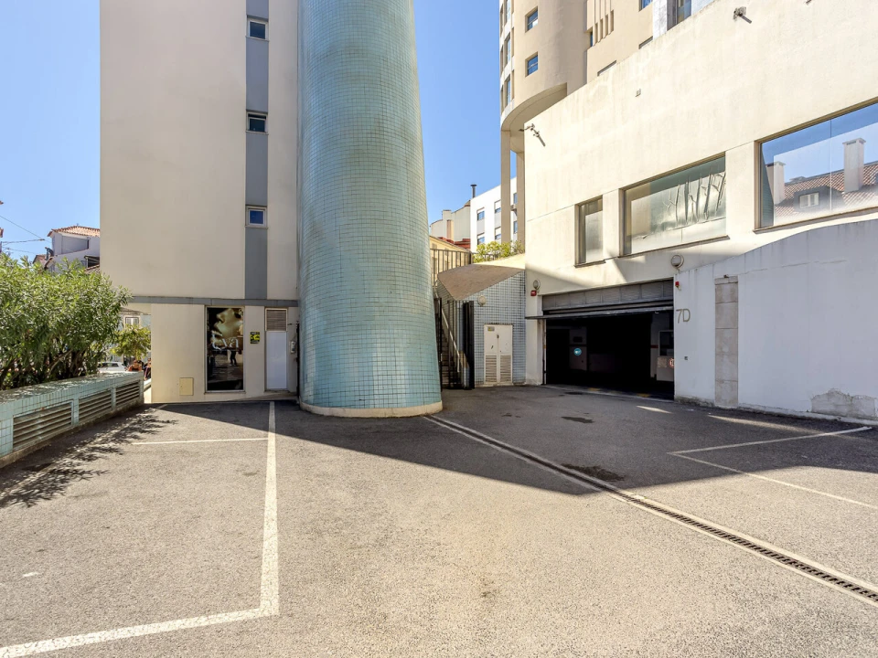 Apartamento T1 para Venda em Misericórdia Foto 19