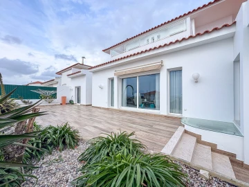 Moradia T5 para Venda em Ericeira