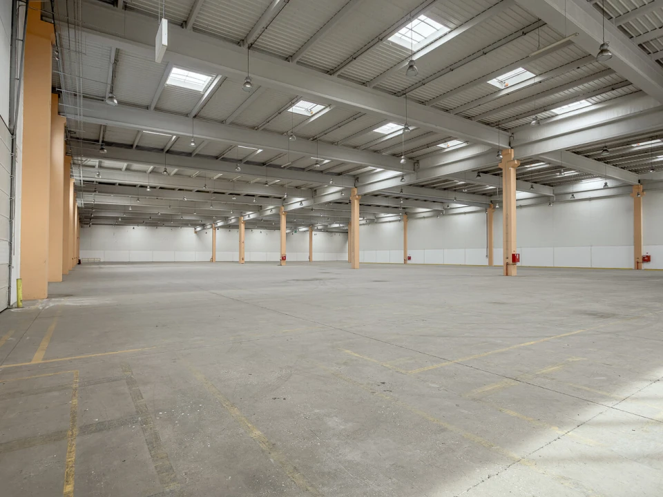 Armazém para Arrendamento em Quinta do Anjo Foto 10