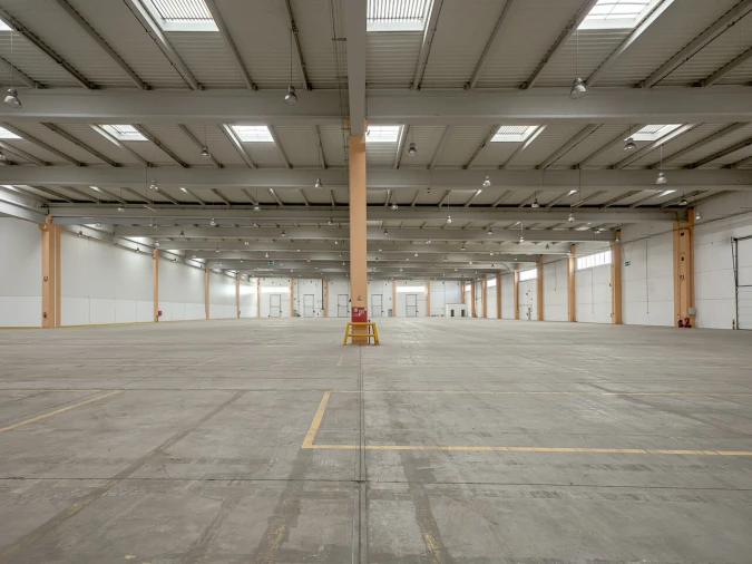 Armazém para Arrendamento em Quinta do Anjo Foto 3