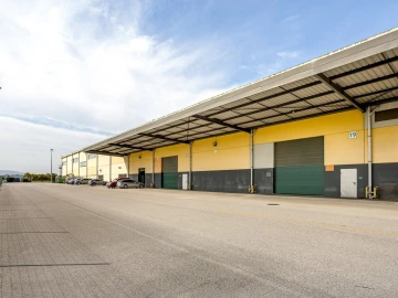 Armazém para Arrendamento em Quinta do Anjo