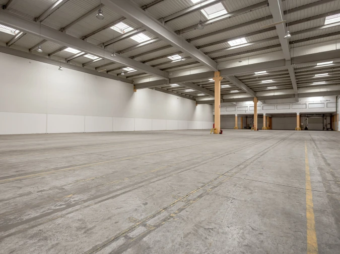 Armazém para Arrendamento em Quinta do Anjo Foto 4