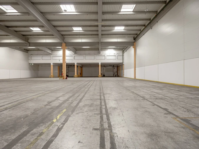 Armazém para Arrendamento em Quinta do Anjo Foto 11