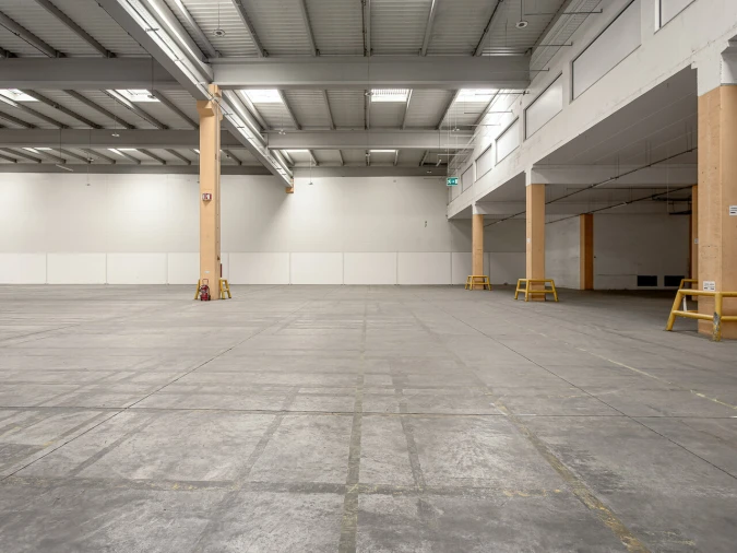 Armazém para Arrendamento em Quinta do Anjo Foto 13