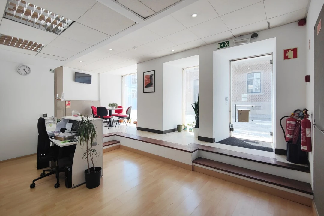 Loja para Arrendamento em Belém Foto 11