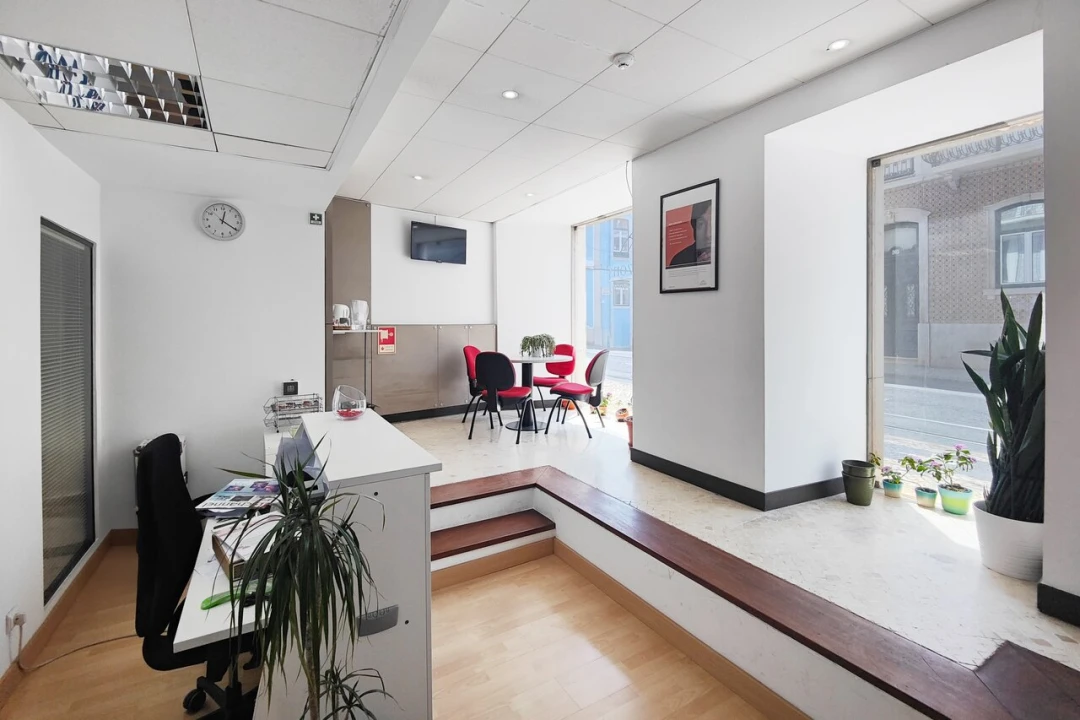 Loja para Arrendamento em Belém Foto 1