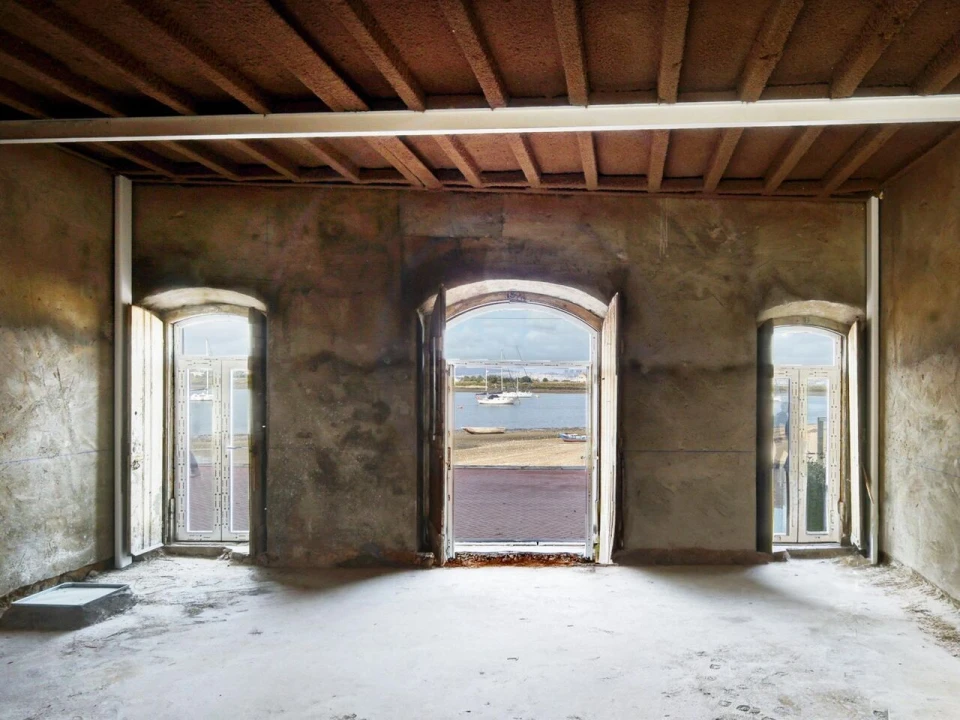 Loja para Venda em Seixal, Arrentela e Aldeia de Paio Pires Foto 2