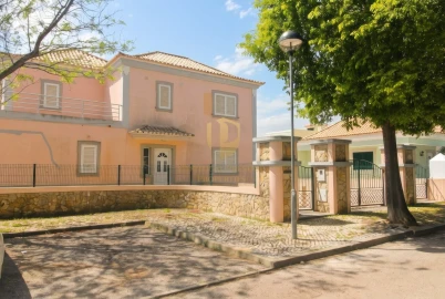 Moradia T4 para Venda em Tavira (Santa Maria e Santiago)