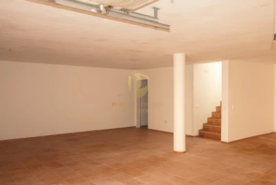 Moradia T4 para Venda em Tavira (Santa Maria e Santiago)