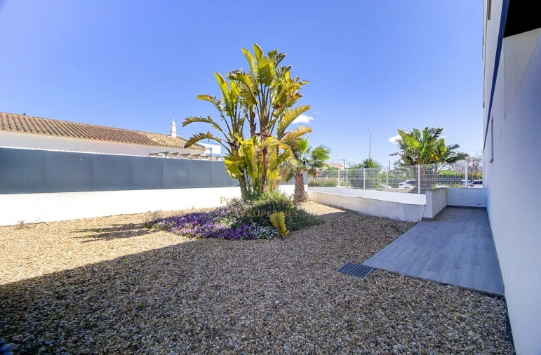 Apartamento T2 para Venda em Conceição e Cabanas de Tavira Foto 47