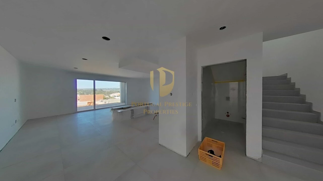 Moradia T4 para Venda em Altura Foto 12