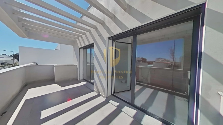 Moradia T4 para Venda em Altura Foto 36