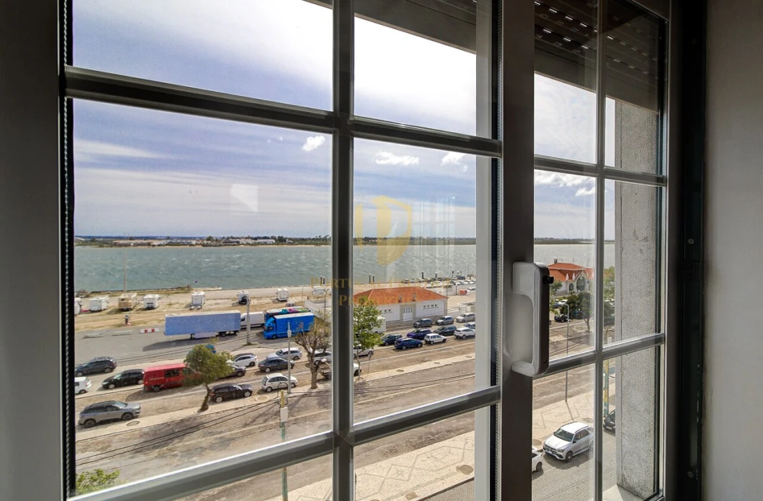 Apartamento T2 para Venda em Vila Real de Santo Antonio Foto 2