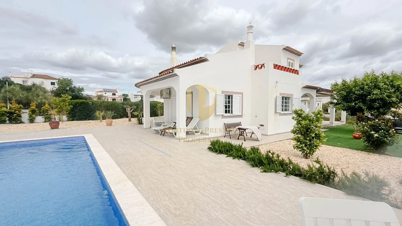 Moradia T3 para Venda em Castro Marim Foto 2