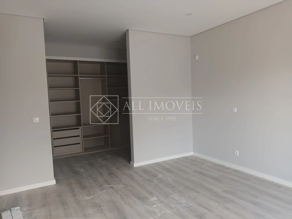 Moradia T4 para Venda em Azeitão (São Lourenço e São Simão) Foto 5