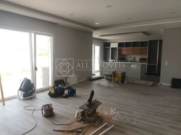 Moradia T4 para Venda em Azeitão (São Lourenço e São Simão)