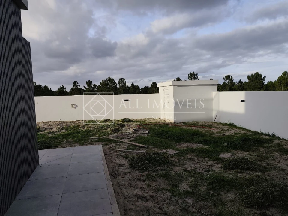 Moradia T4 para Venda em Azeitão (São Lourenço e São Simão) Foto 27