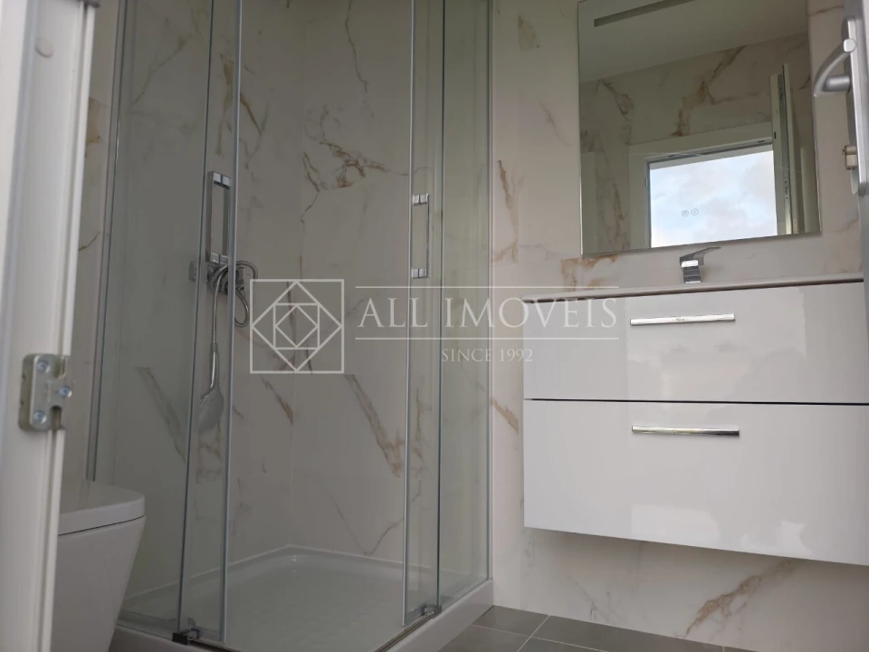 Moradia T4 para Venda em Azeitão (São Lourenço e São Simão) Foto 31