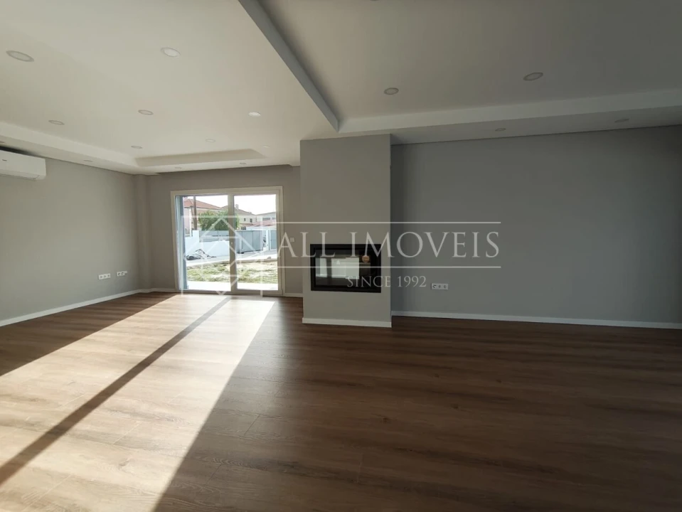 Moradia T4 para Venda em Azeitão (São Lourenço e São Simão) Foto 66