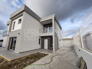 Moradia T4 para Venda em Azeitão (São Lourenço e São Simão)