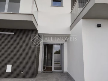 Moradia T4 para Venda em Azeitão (São Lourenço e São Simão)