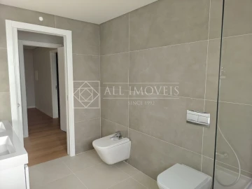 Moradia T4 para Venda em Azeitão (São Lourenço e São Simão)