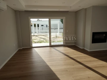 Moradia T4 para Venda em Azeitão (São Lourenço e São Simão)