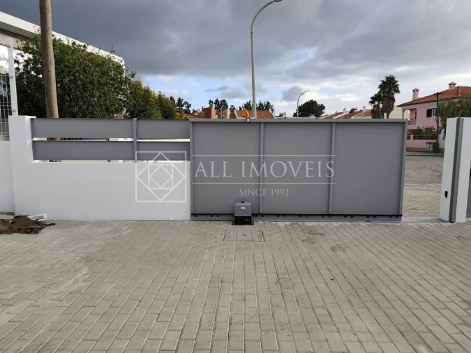 Moradia T4 para Venda em Azeitão (São Lourenço e São Simão) Foto 12