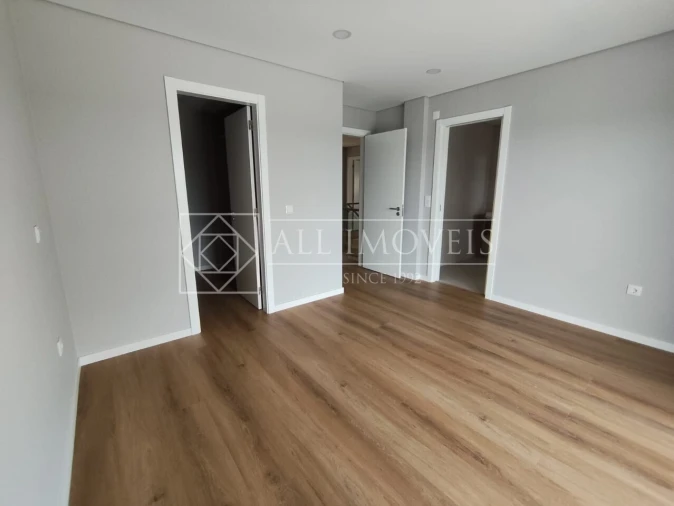 Moradia T4 para Venda em Azeitão (São Lourenço e São Simão) Foto 42